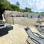 Adorable With Swimming Pool Σπίτι διακοπών Bribir (Primorje-Gorski Kotar)