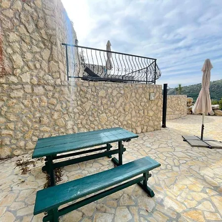 Adorable With Swimming Pool Vikendica Bribir (Primorje-Gorski Kotar)