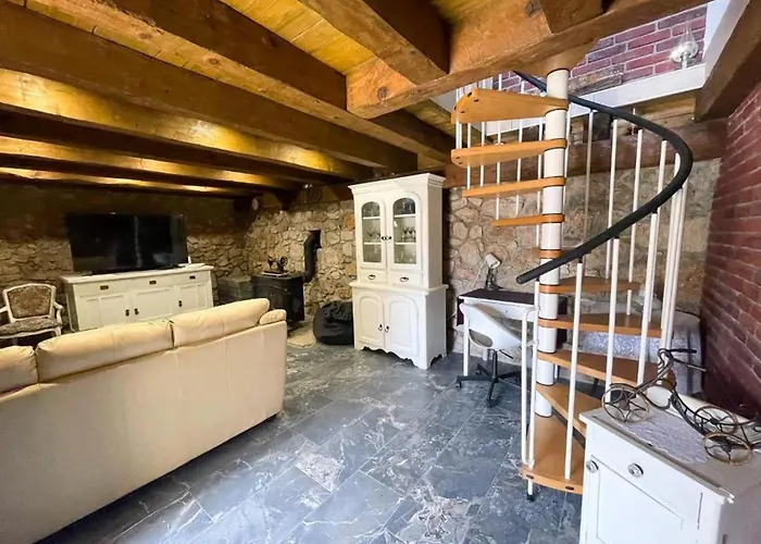 Adorable With Swimming Pool Casa vacanze Bribir (Primorje-Gorski Kotar)