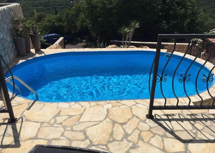 Adorable With Swimming Pool *
