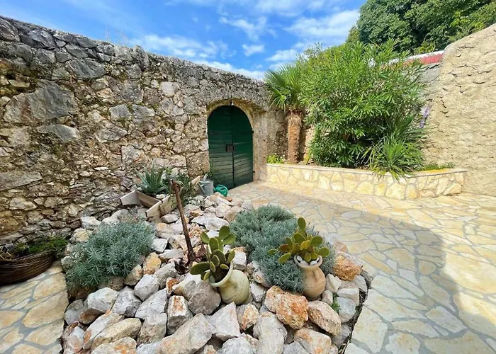 Adorable With Swimming Pool Casa vacanze *