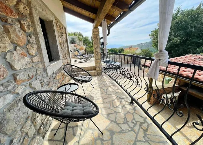 Adorable With Swimming Pool * Bribir (Primorje-Gorski Kotar)