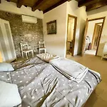 Vakantiehuis Adorable With Swimming Pool Bribir (Primorje-Gorski Kotar)